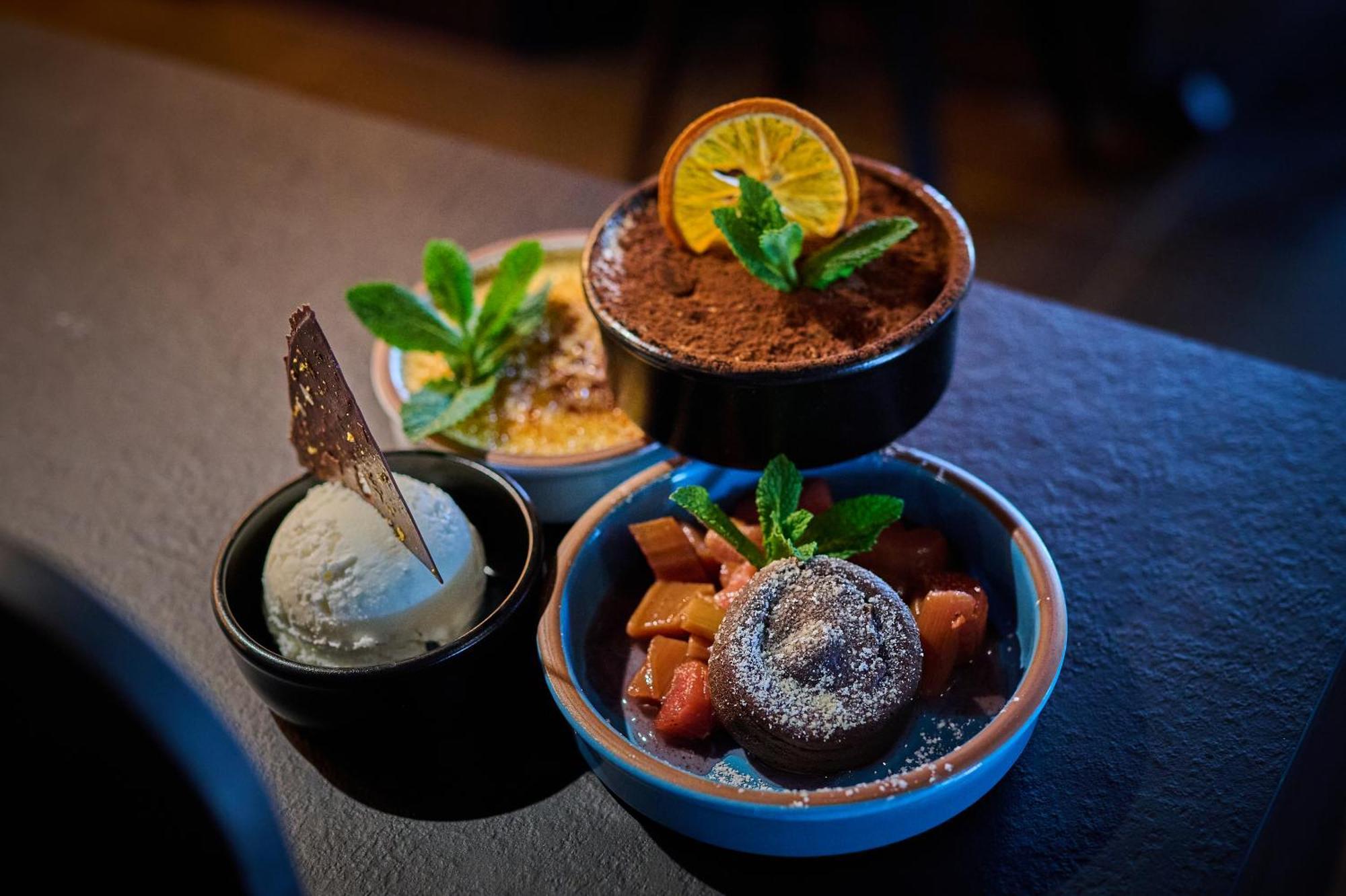 Genusshotel Wenisch 施特劳宾 外观 照片